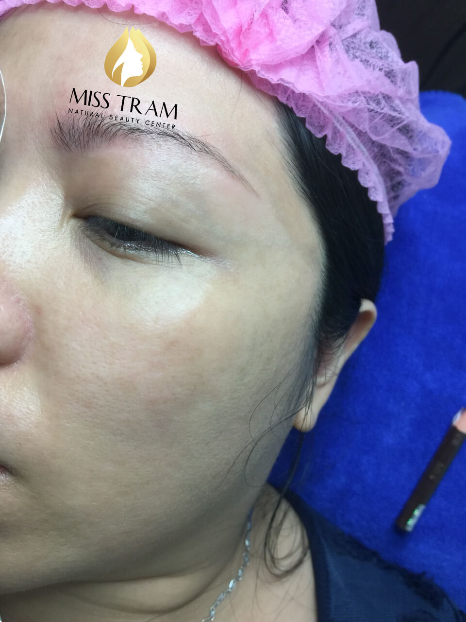Before And After Making 9D Thread Brow Sculpting For Women 5