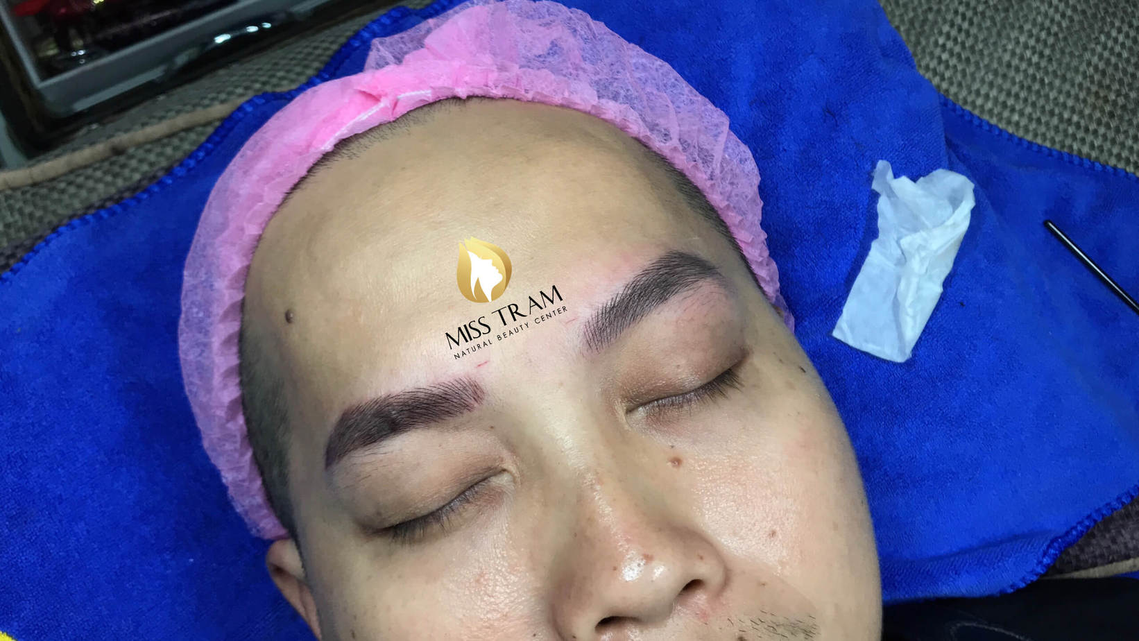 Review of male eyebrow sculpture at Miss Tram is now really good and reputable