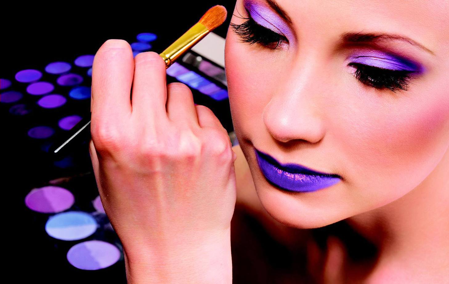 Learn professional makeup in HCMC
