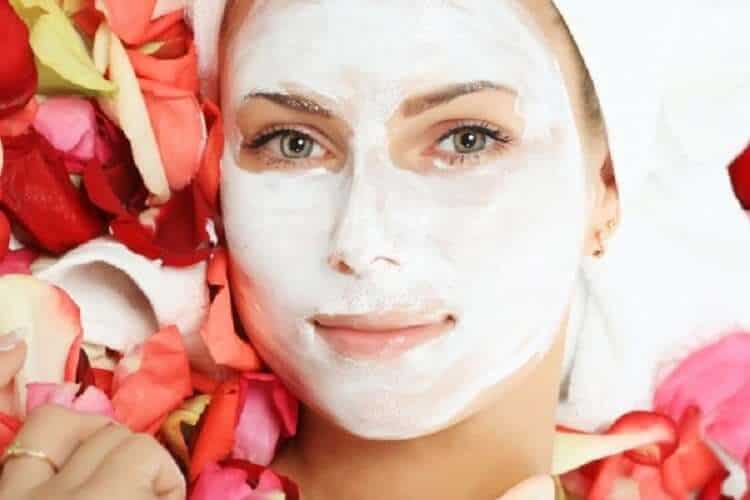 Natural skin whitening mask