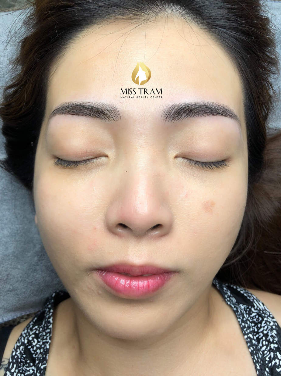 Before And After Beautifying Eyebrows By Sculpting Method 49