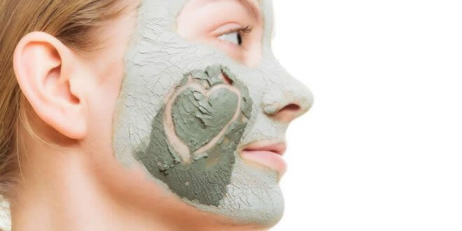 Homemade Detox Clay Mask at Home 3