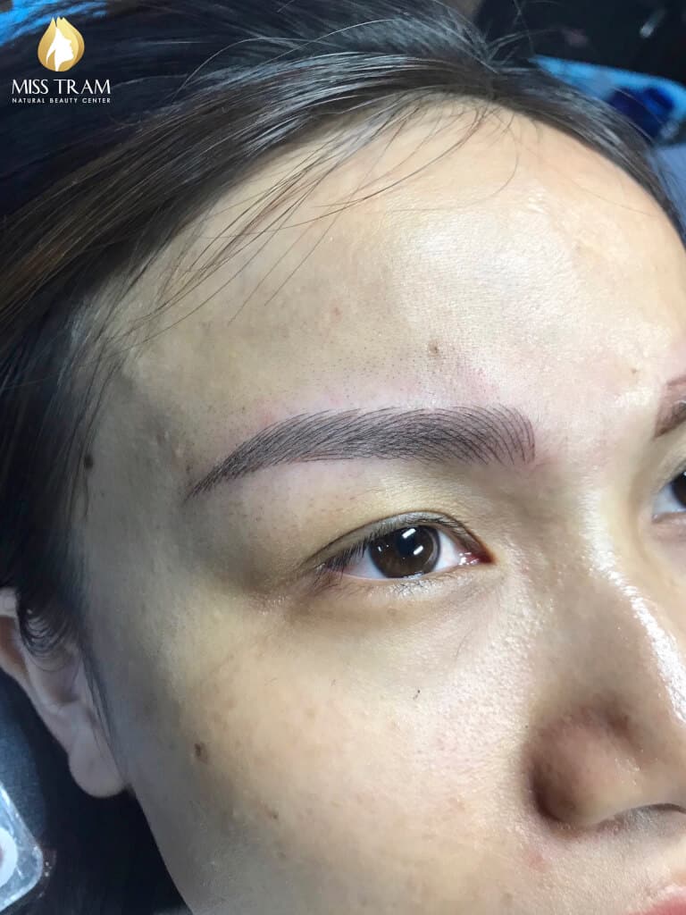Before And After Treating Red Eyebrows - Sculpting Beautiful Queen Eyebrows 9