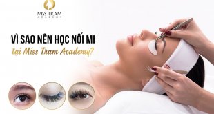 What is required for Eyelash Extensions License 2
