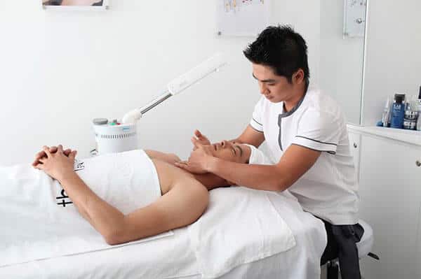 khóa học nghề spa cho nam giới