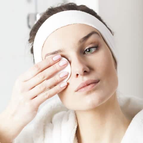 Eye Hygiene Before Eyelash Extensions 6