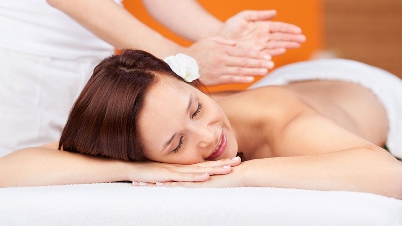 Học massage Body chuẩn spa