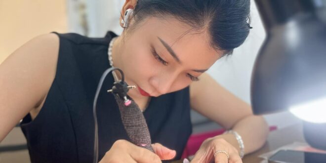 Khóa Học Phun Xăm Thẩm Mỹ Từ Cơ Bản Đến Nâng Cao | Học Nhanh – Làm Giỏi – Thu Nhập Cao 3